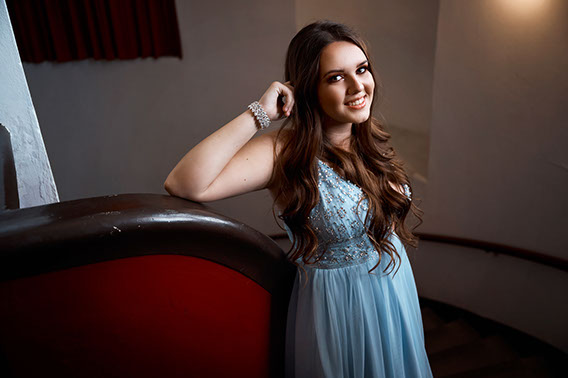 Senior Pictures Near Me Top High School Senior Photographers Toledo Sylvania Northview, Perrysburg, Clay High School, Anthony Wayne High School