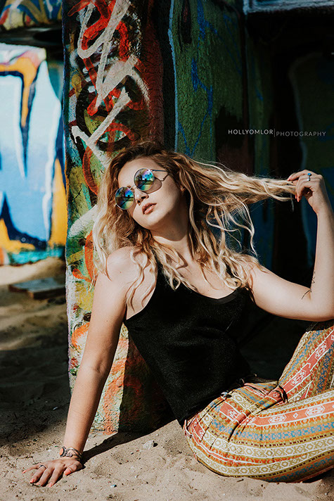 Best High School Senior Photographers Sylvania Northview, Perrysburg, Bedford High School, Anthony Wayne High School, Ottawa Hills High School