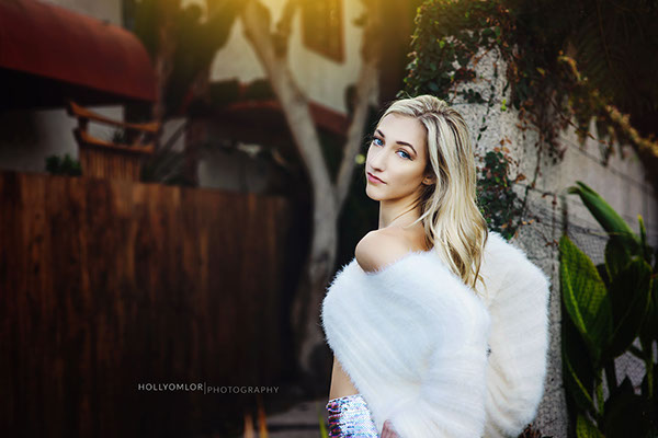 Best High School Senior Photographers Sylvania Northview, Perrysburg, Bedford High School, Anthony Wayne High School, Ottawa Hills High School