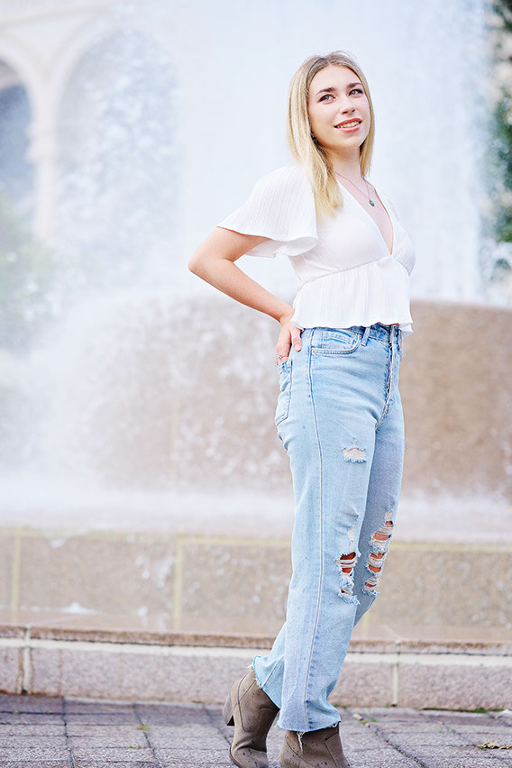 Senior Pictures Near Me Top High School Senior Photographers Toledo Sylvania Northview, Perrysburg, Clay High School, Anthony Wayne High School