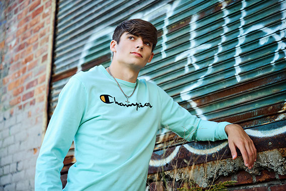 The Best High School Senior Photographers Sylvania Northview, Perrysburg, Bedford High School, Anthony Wayne High School, Ottawa Hills High