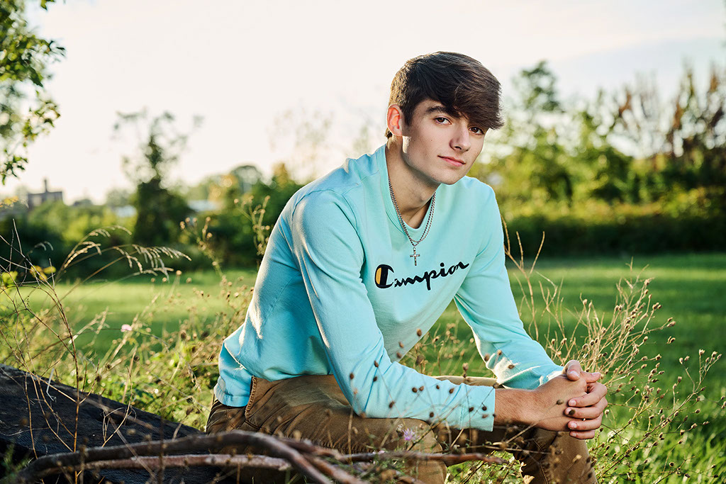 The Best High School Senior Photographers Sylvania Northview, Perrysburg, Bedford High School, Anthony Wayne High School, Ottawa Hills High