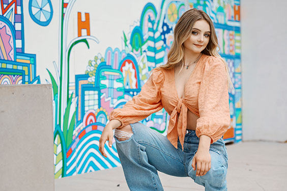 The Best High School Senior Photographers Sylvania Northview, Perrysburg, Bedford High School, Anthony Wayne High School, Ottawa Hills High