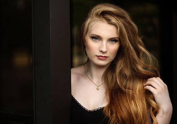 Ann Arbor Michigan and the greater Metro Detroit area, and offering unique Teen and High School Senior Portraits. Garden City High School in Gar