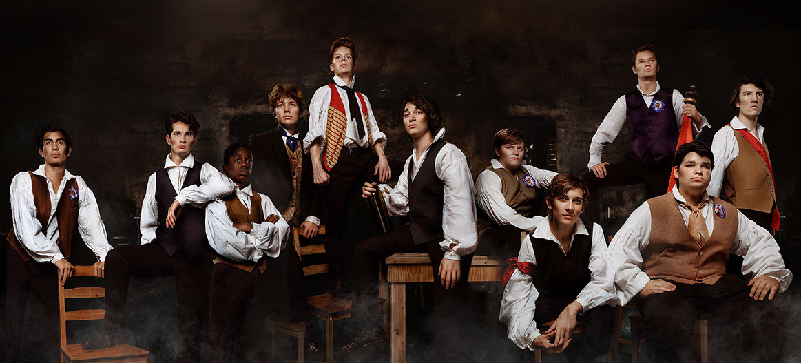 Ann Arbor Michigan and the greater Metro Detroit area, and offering unique Teen and High School Senior Portraits. Garden City High School in Gar