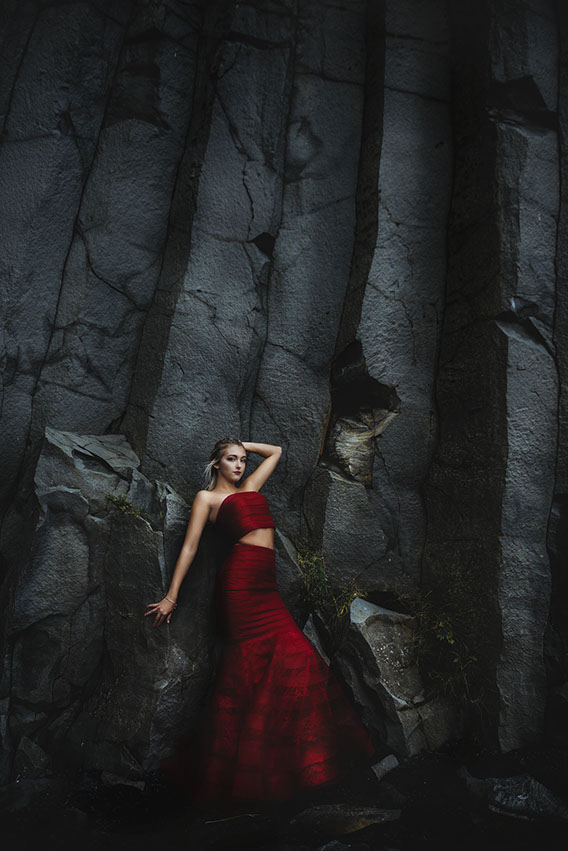 Ann Arbor Michigan and the greater Metro Detroit area, and offering unique Teen and High School Senior Portraits. Garden City High School in Gar