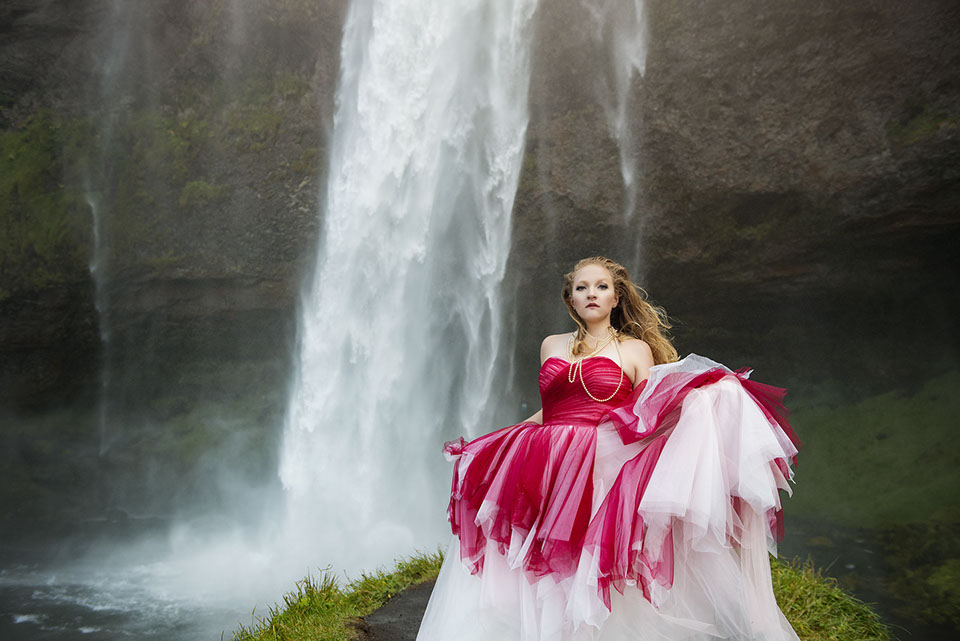 Ann Arbor Michigan and the greater Metro Detroit area, and offering unique Teen and High School Senior Portraits. Garden City High School in Gar