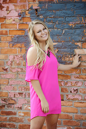 Top High School Senior Photographers Sylvania Northview, Perrysburg, Clay High High School, Anthony Wayne High School, Ottawa Hills High