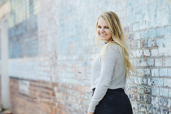 Top High School Senior Photographers Sylvania Northview, Perrysburg, Clay High High School, Anthony Wayne High School, Ottawa Hills High