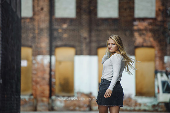 Top High School Senior Photographers Sylvania Northview, Perrysburg, Clay High High School, Anthony Wayne High School, Ottawa Hills High