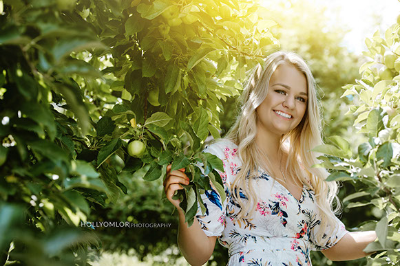 Top High School Senior Photographers Sylvania Northview, Perrysburg, Clay High High School, Anthony Wayne High School, Ottawa Hills High