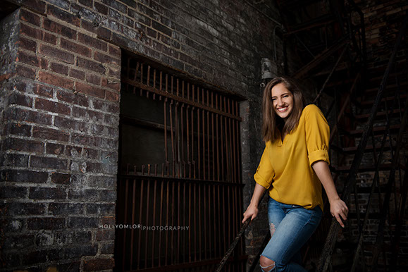 The Best High School Senior Photographers Sylvania Northview, Perrysburg, Bedford High School, Anthony Wayne High School, Ottawa Hills High 