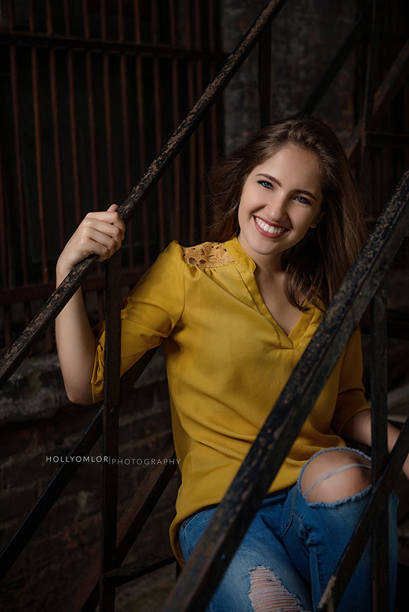 The Best High School Senior Photographers Sylvania Northview, Perrysburg, Bedford High School, Anthony Wayne High School, Ottawa Hills High