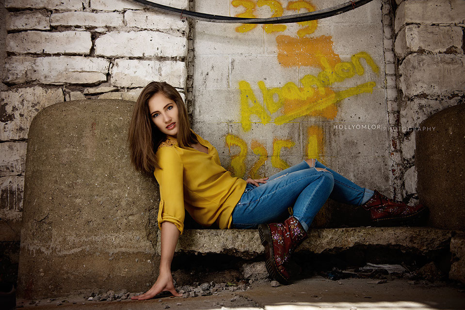 The Best High School Senior Photographers Sylvania Northview, Perrysburg, Bedford High School, Anthony Wayne High School, Ottawa Hills High 