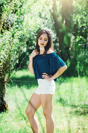 The Best High School Senior Photographers Sylvania Northview, Perrysburg, Bedford High School, Anthony Wayne High School, Ottawa Hills High